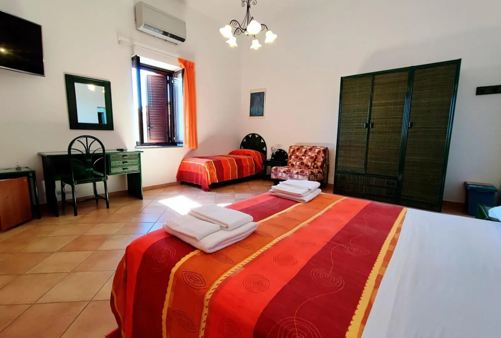 Hotel Principe Di Rinella ليني